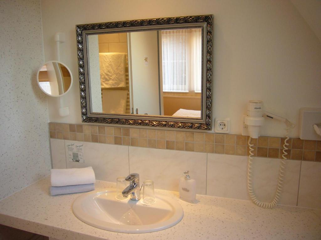 Klassik Hotel Am Tor Weiden in der Oberpfalz Ruang foto