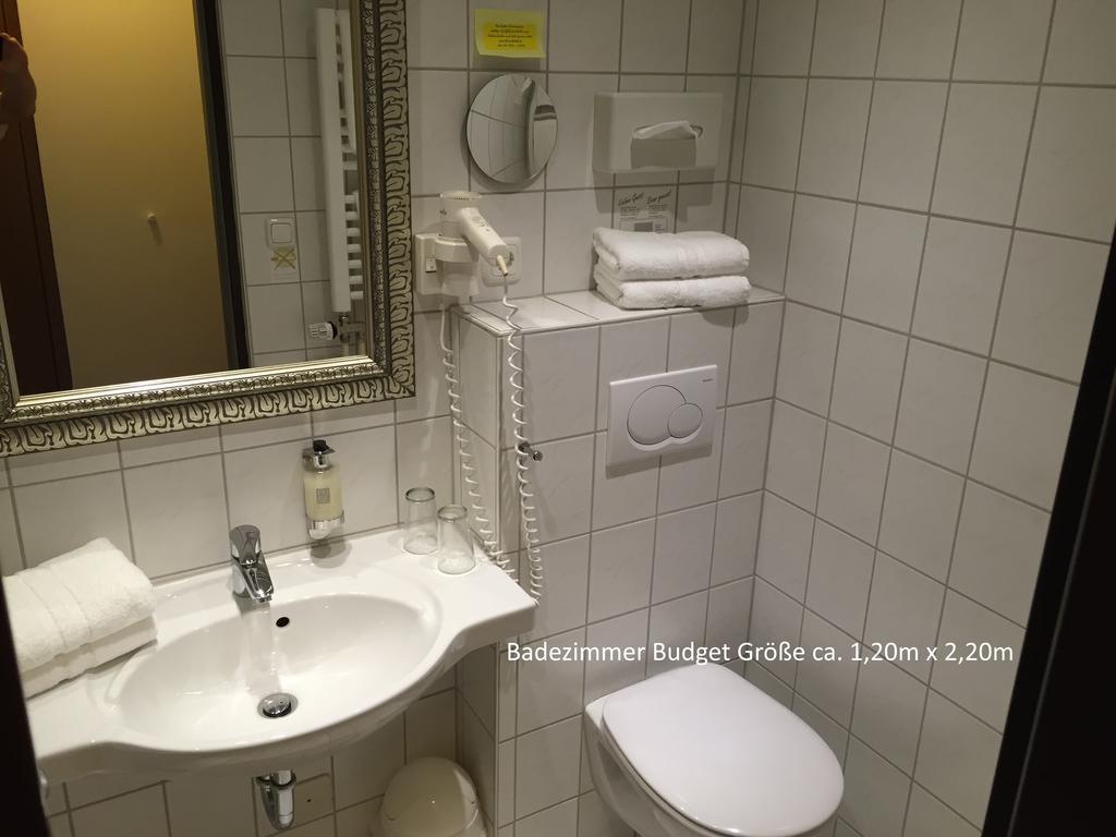 Klassik Hotel Am Tor Weiden in der Oberpfalz Bagian luar foto