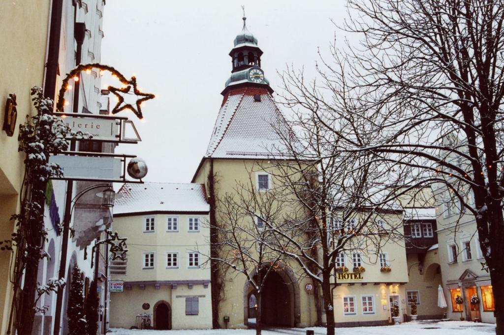 Klassik Hotel Am Tor Weiden in der Oberpfalz Bagian luar foto