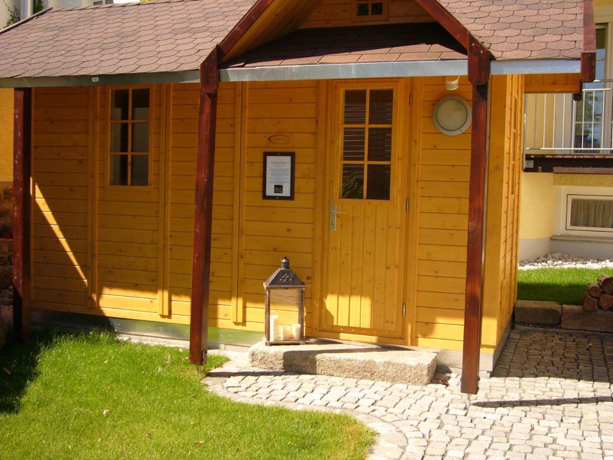Klassik Hotel Am Tor Weiden in der Oberpfalz Bagian luar foto